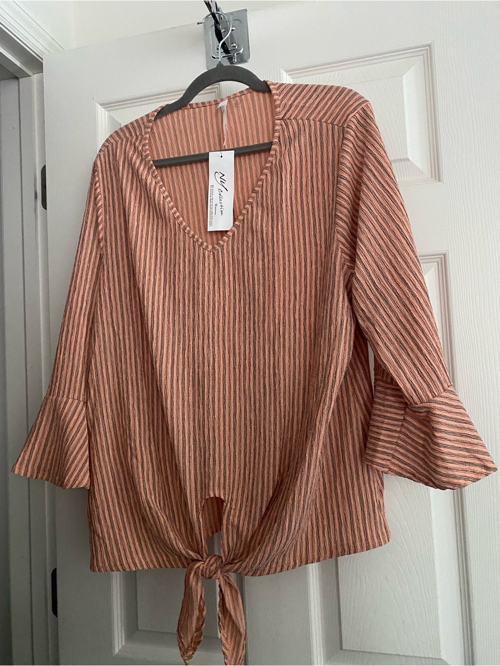 NWT NY Collection Peach-Striped V-Neck Tie-Front Blouse-2X